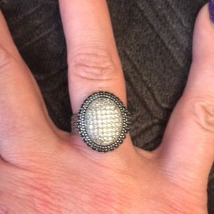 Beautiful unique silver and crystal ring